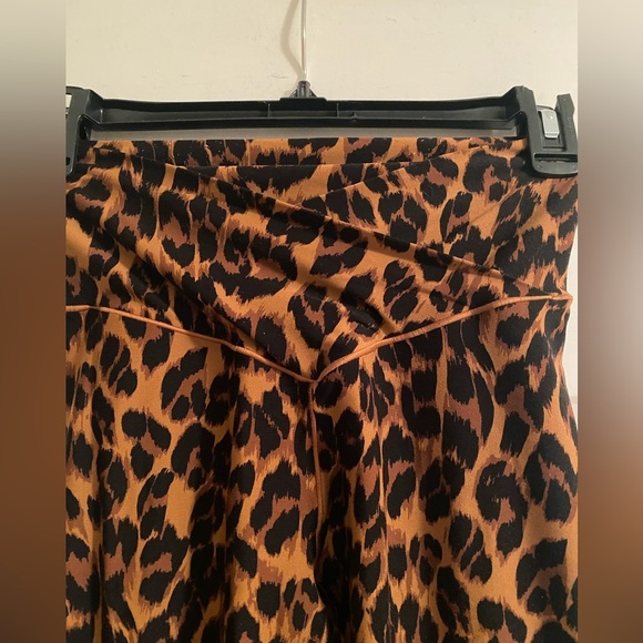 Aerie Offline 7/8 Crossover Cheetah Print Leggings Size M - Picture 3 of 5